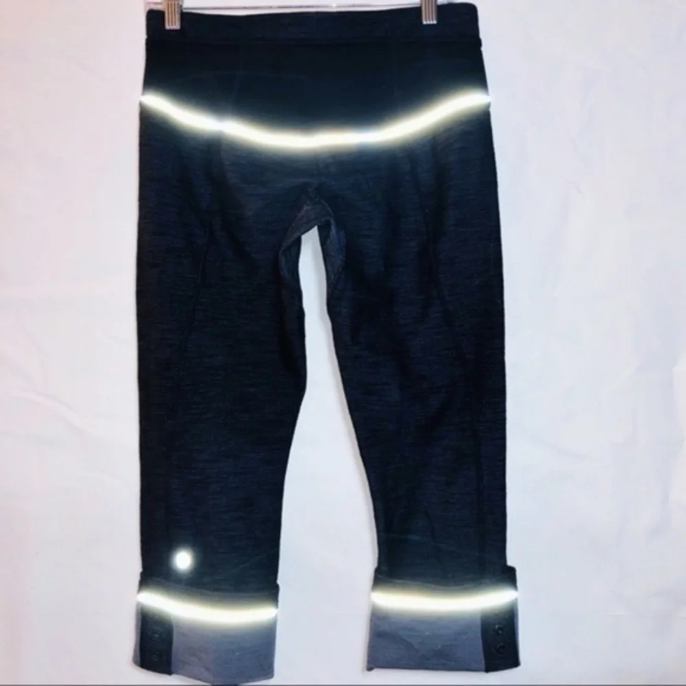 Lululemon leggings convertible size 8​